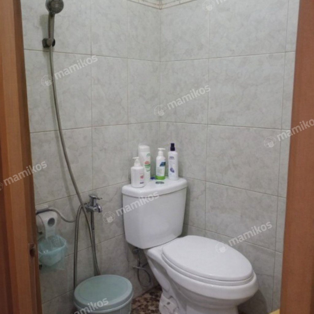 Rumah Sertifikat SHM 2 Kamar Tidur 1 Kamar Mandi Palmerah Jakarta Barat - Photo 2