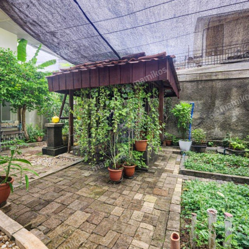 Rumah Sertifikat SHM 5 Kamar Tidur 3 Kamar Mandi Pondok Labu Jakarta Selatan - Photo 2