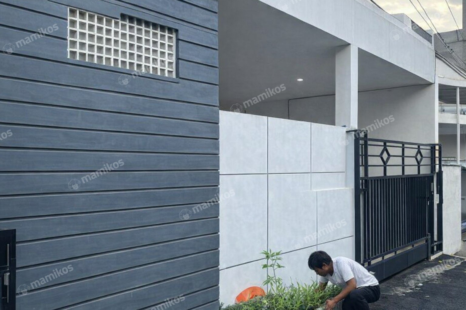 Rumah Sertifikat SHM 3 Kamar Tidur 2 Kamar Mandi Cinere Jakarta Selatan