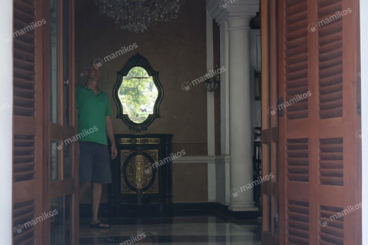 Rumah Sertifikat SHM 5 Kamar Tidur 4 Kamar Mandi Pondok Indah Jakarta Selatan