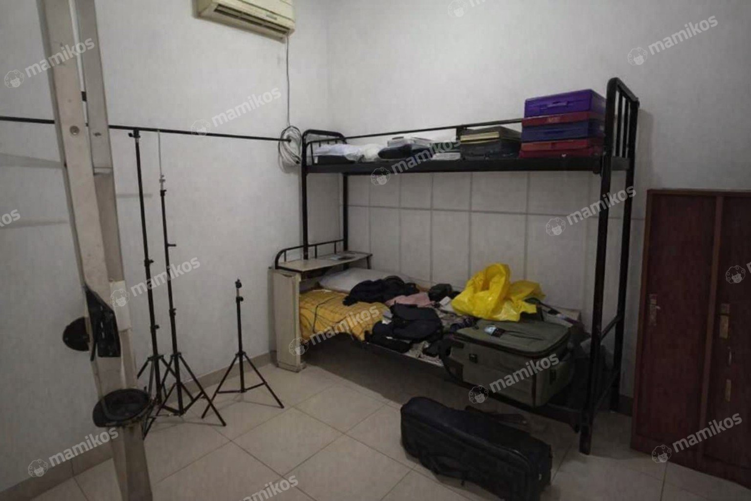 Rumah Sertifikat SHM 3 Kamar Tidur 3 Kamar Mandi Metland Puri Jakarta Barat - Photo 4