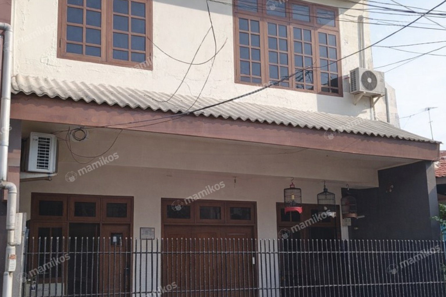 Rumah Sertifikat SHM 6 Kamar Tidur 2 Kamar Mandi Rawamangun Jakarta Timur