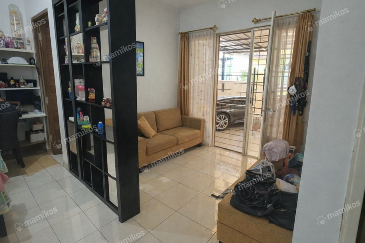 Rumah Sertifikat SHM 3 Kamar Tidur 3 Kamar Mandi Puri Media Jakarta Barat