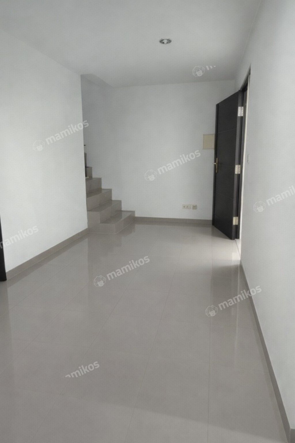 Rumah 2 Kamar Tidur 2 Kamar Mandi 2 Lantai Pantai Indah Kapuk 2 Jakarta Utara - Photo 2