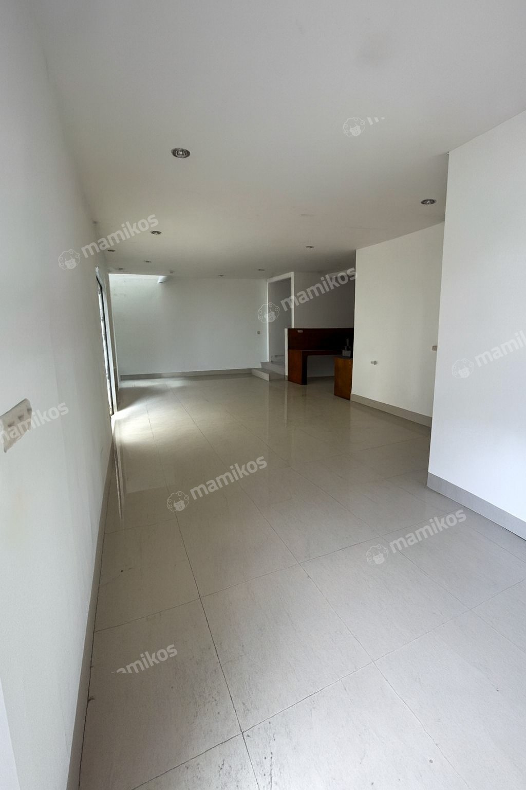 Rumah Sertifikat SHM 3 Kamar Tidur 3 Kamar Mandi Pantai Indah Kapuk Jakarta Utara - Photo 5