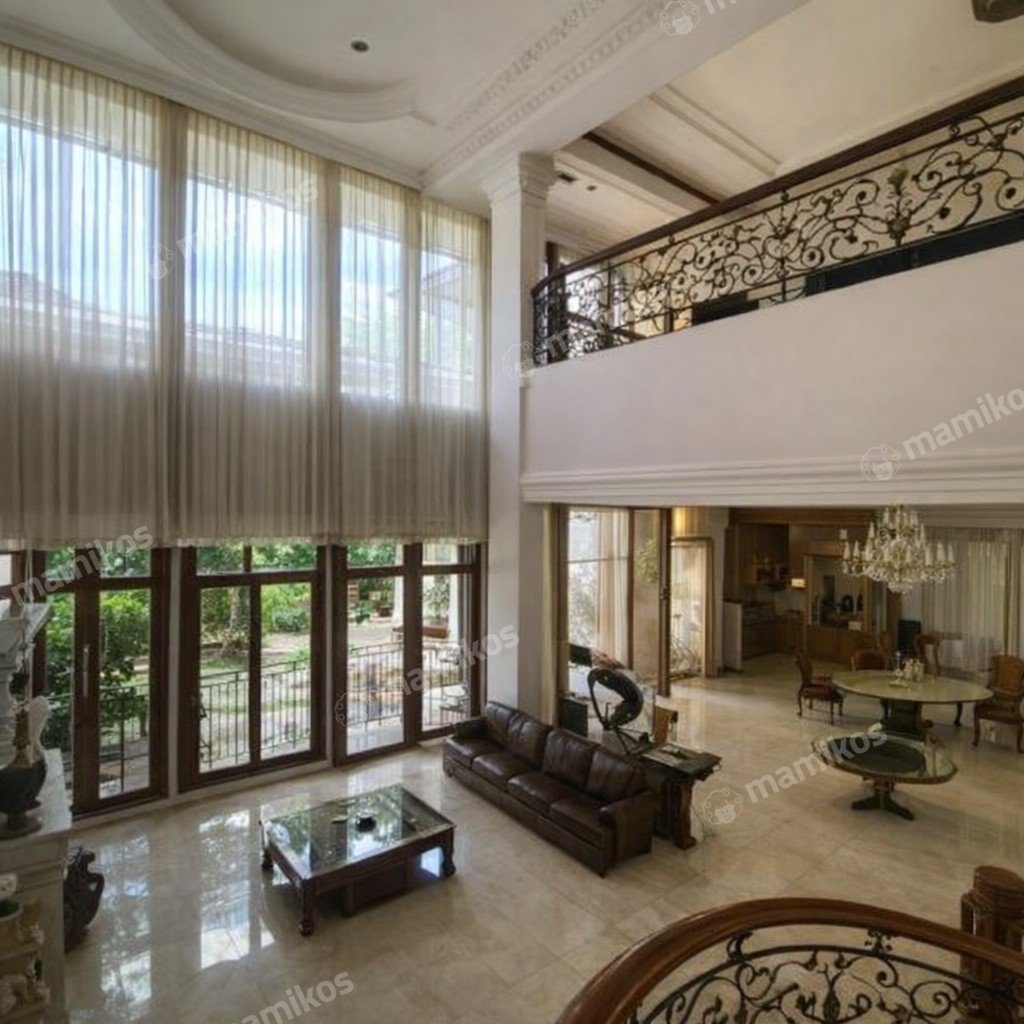Rumah Sertifikat SHM 4 Kamar Tidur 4 Kamar Mandi Intercon Jakarta Barat - Photo 2