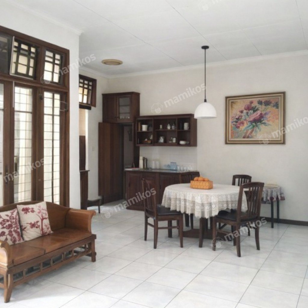 Rumah Sertifikat SHM 4 Kamar Tidur 3 Kamar Mandi Cipete Jakarta Selatan - Photo 3