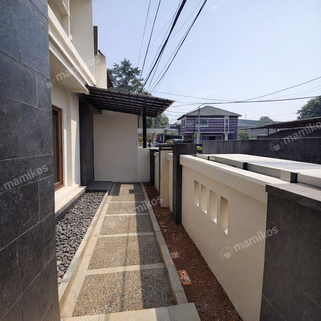 Rumah Sertifikat SHM 4 Kamar Tidur 4 Kamar Mandi Cipete Jakarta Selatan - Photo 2