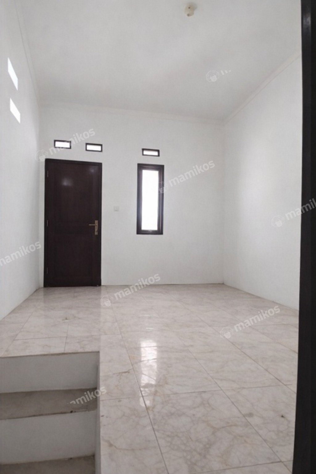 Rumah Sertifikat SHM 2 Kamar Tidur 2 Kamar Mandi Lubang Buaya Jakarta Timur - Photo 4