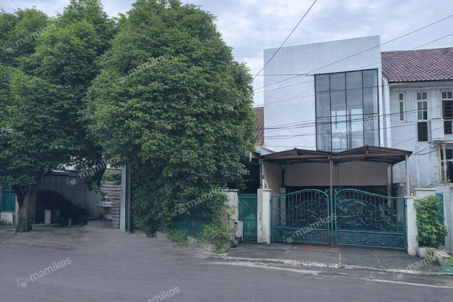 Rumah Sertifikat SHM 10 Kamar Tidur 5 Kamar Mandi Cipinang Jakarta Timur