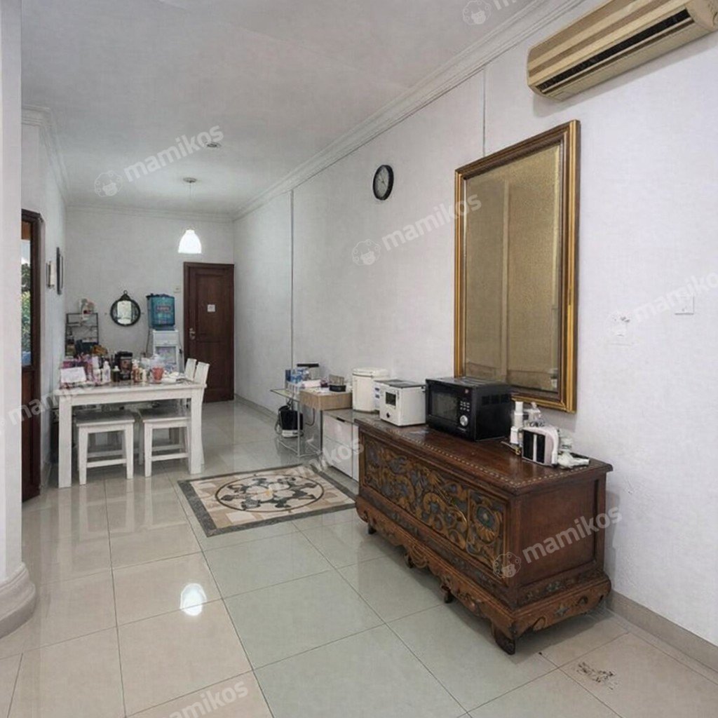 Rumah Sertifikat SHM 4 Kamar Tidur 4 Kamar Mandi Lebak Bulus Jakarta Selatan - Photo 2
