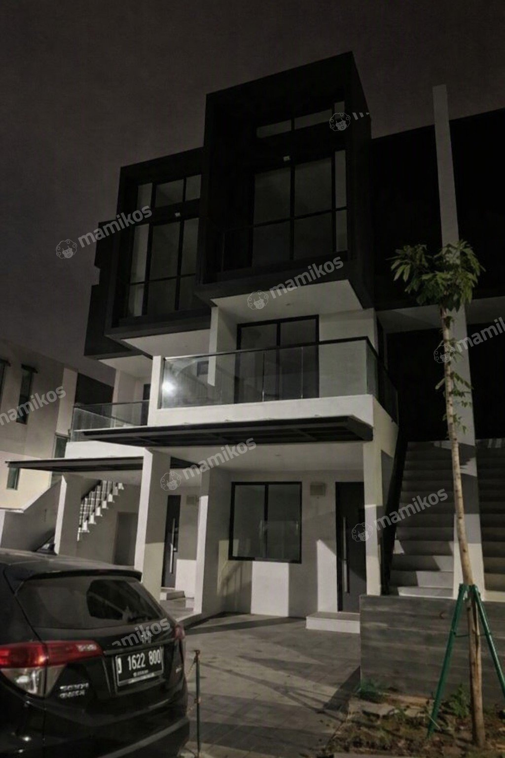 Rumah Sertifikat SHM 3 Kamar Tidur 3 Kamar Mandi Pantai Indah Kapuk Jakarta Utara - Photo 2