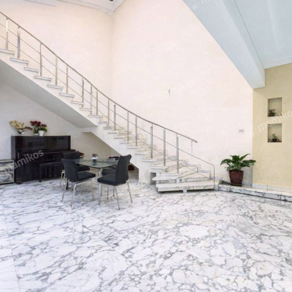 Rumah Sertifikat SHM 5 Kamar Tidur 5 Kamar Mandi Kebon Jeruk Jakarta Barat - Photo 2