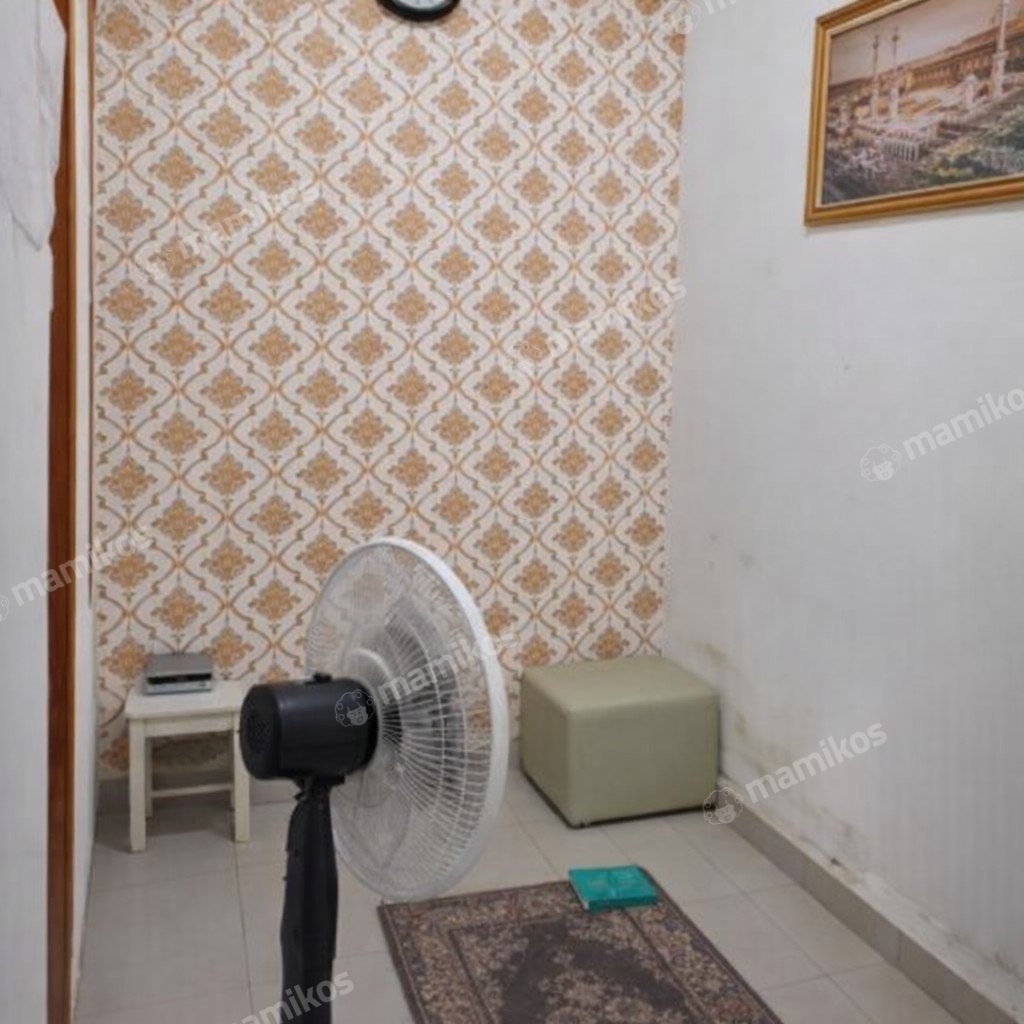 Rumah Sertifikat SHM 3 Kamar Tidur 2 Kamar Mandi Condet Jakarta Timur - Photo 4