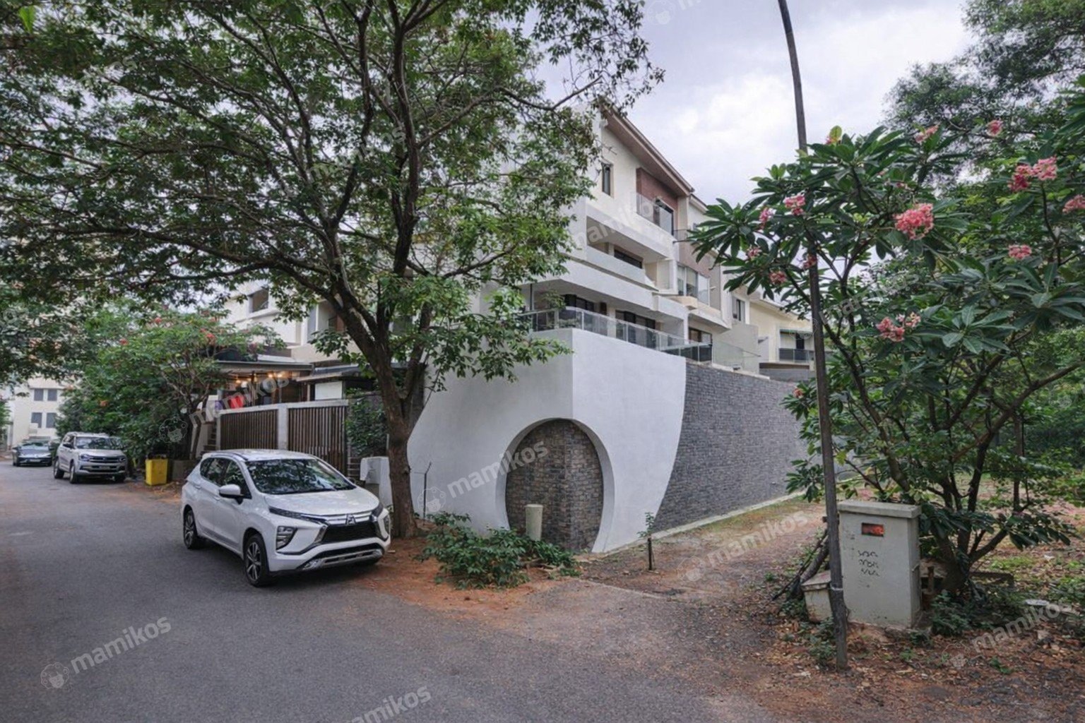 Rumah Sertifikat PPJB 4 Kamar Tidur 4 Kamar Mandi Pantai Indah Kapuk Jakarta Utara