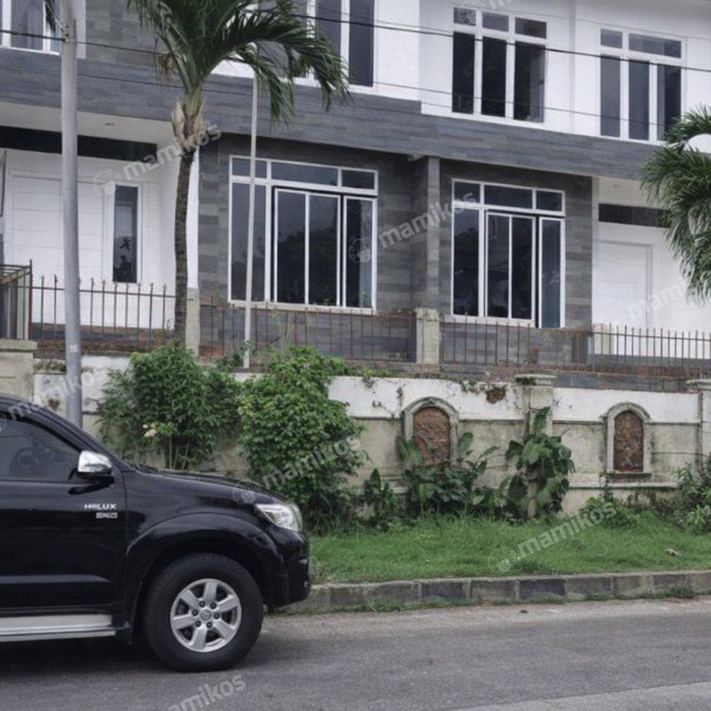 Rumah 5 Kamar Tidur 4 Kamar Mandi 3 Lantai Ancol Jakarta Utara