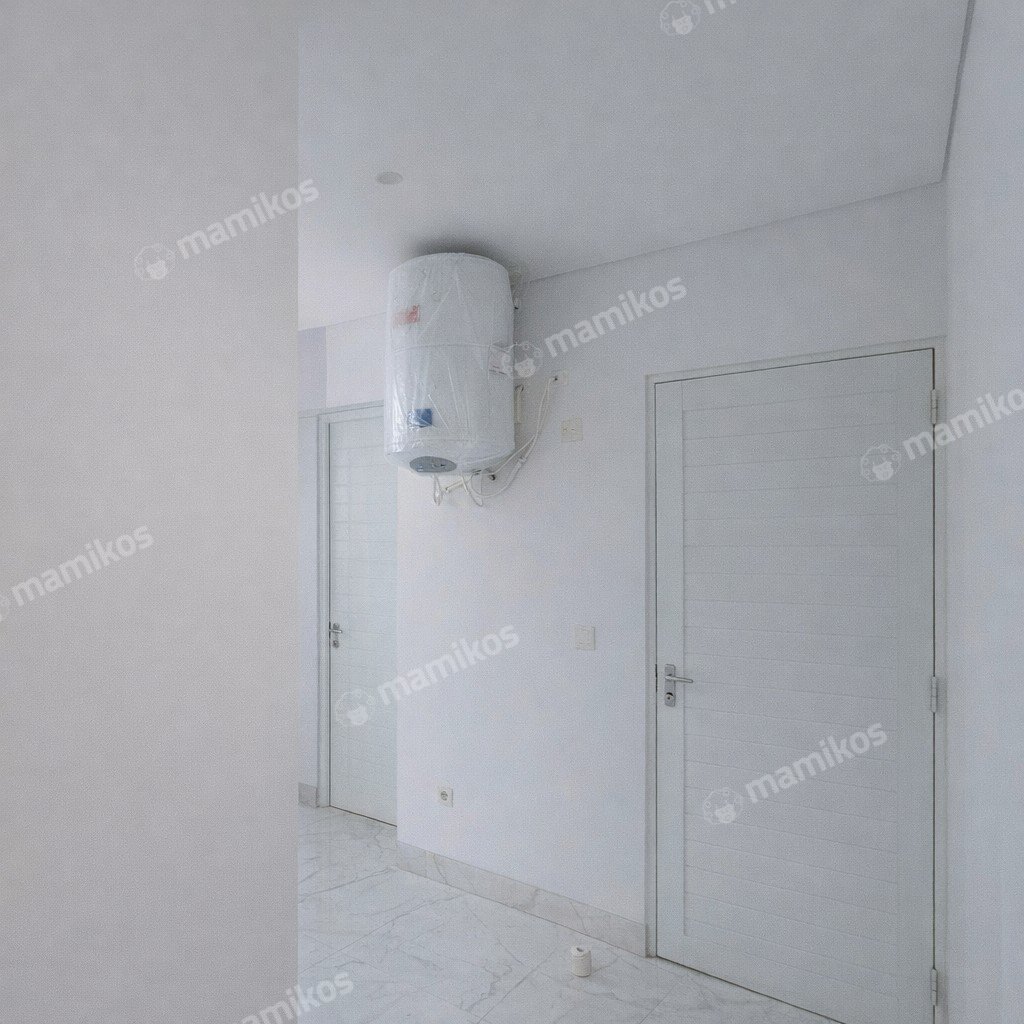 Rumah Sertifikat SHM 4 Kamar Tidur 4 Kamar Mandi Kemang Jakarta Selatan - Photo 2
