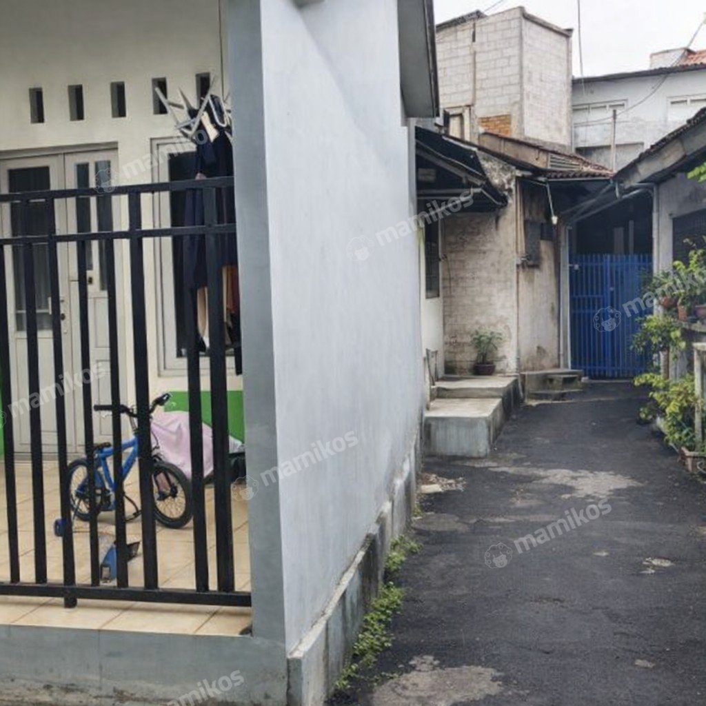 Rumah Sertifikat SHM 2 Kamar Tidur 1 Kamar Mandi Jagakarsa Jakarta Selatan - Photo 2