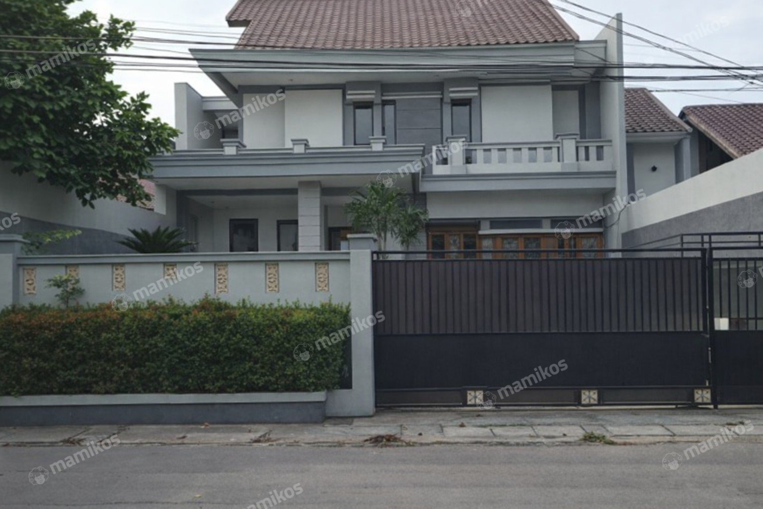 Rumah Sertifikat SHM 4 Kamar Tidur 4 Kamar Mandi Cilandak Jakarta Selatan