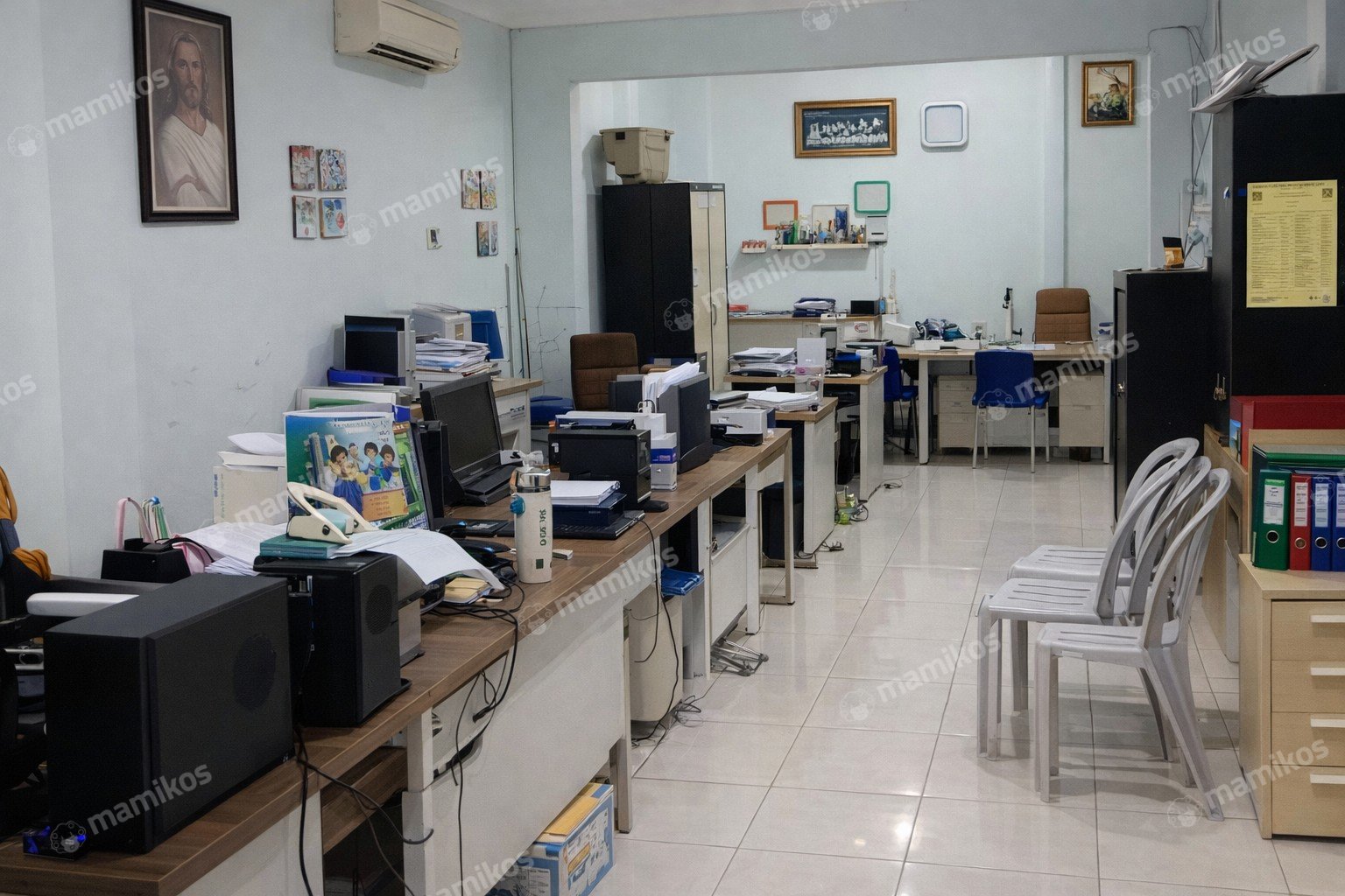 Rumah Sertifikat SHM 3 Kamar Tidur 3 Kamar Mandi Daan Mogot Jakarta Barat