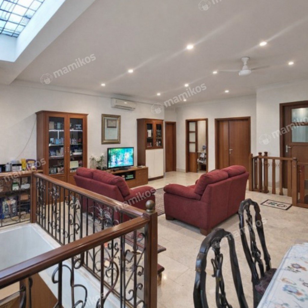 Rumah Sertifikat SHM 4 Kamar Tidur 4 Kamar Mandi Kebayoran Baru Jakarta Selatan - Photo 2