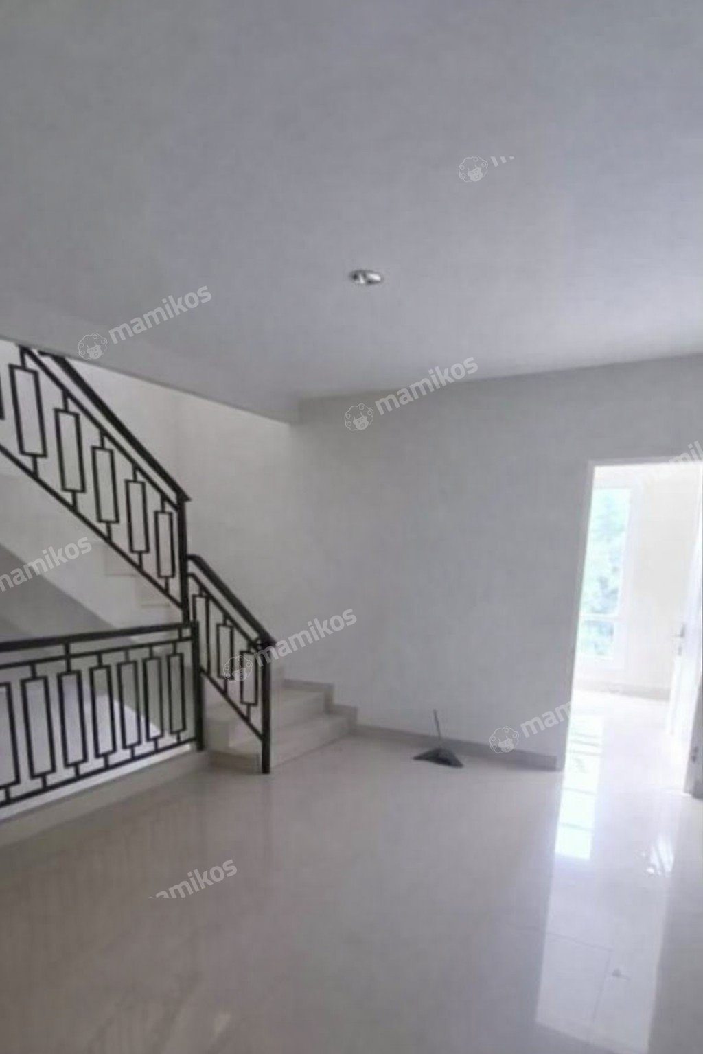 Rumah Sertifikat SHM 3 Kamar Tidur 3 Kamar Mandi Muara Karang Jakarta Utara - Photo 5