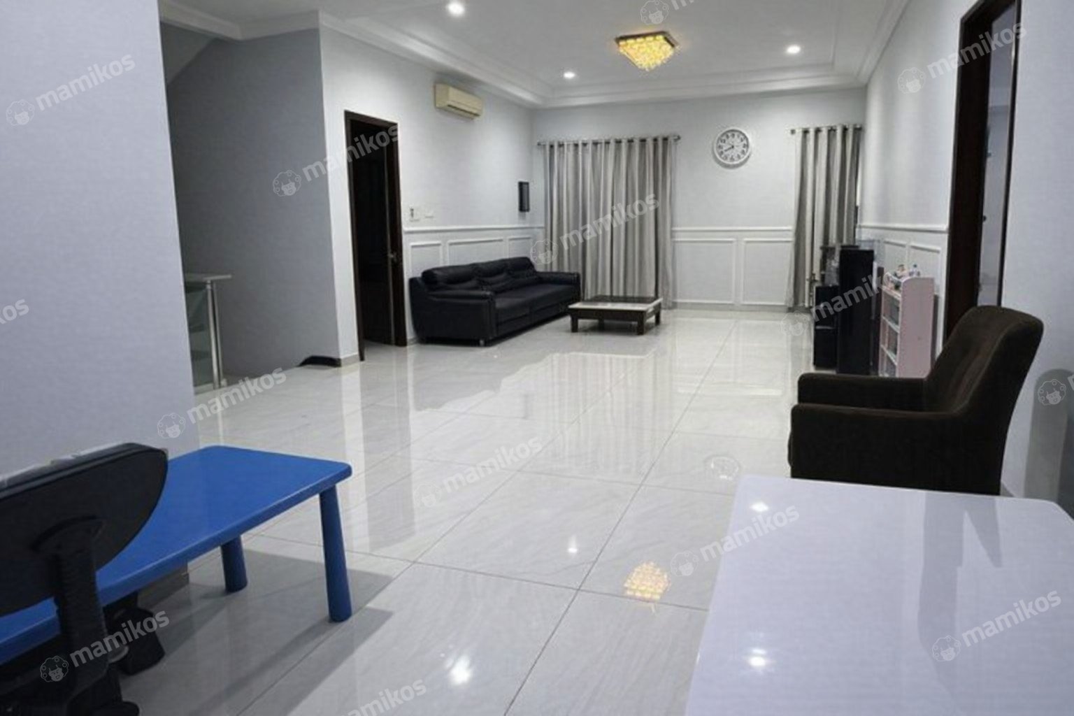 Rumah Sertifikat SHM 4 Kamar Tidur 4 Kamar Mandi Kayu Putih Jakarta Timur