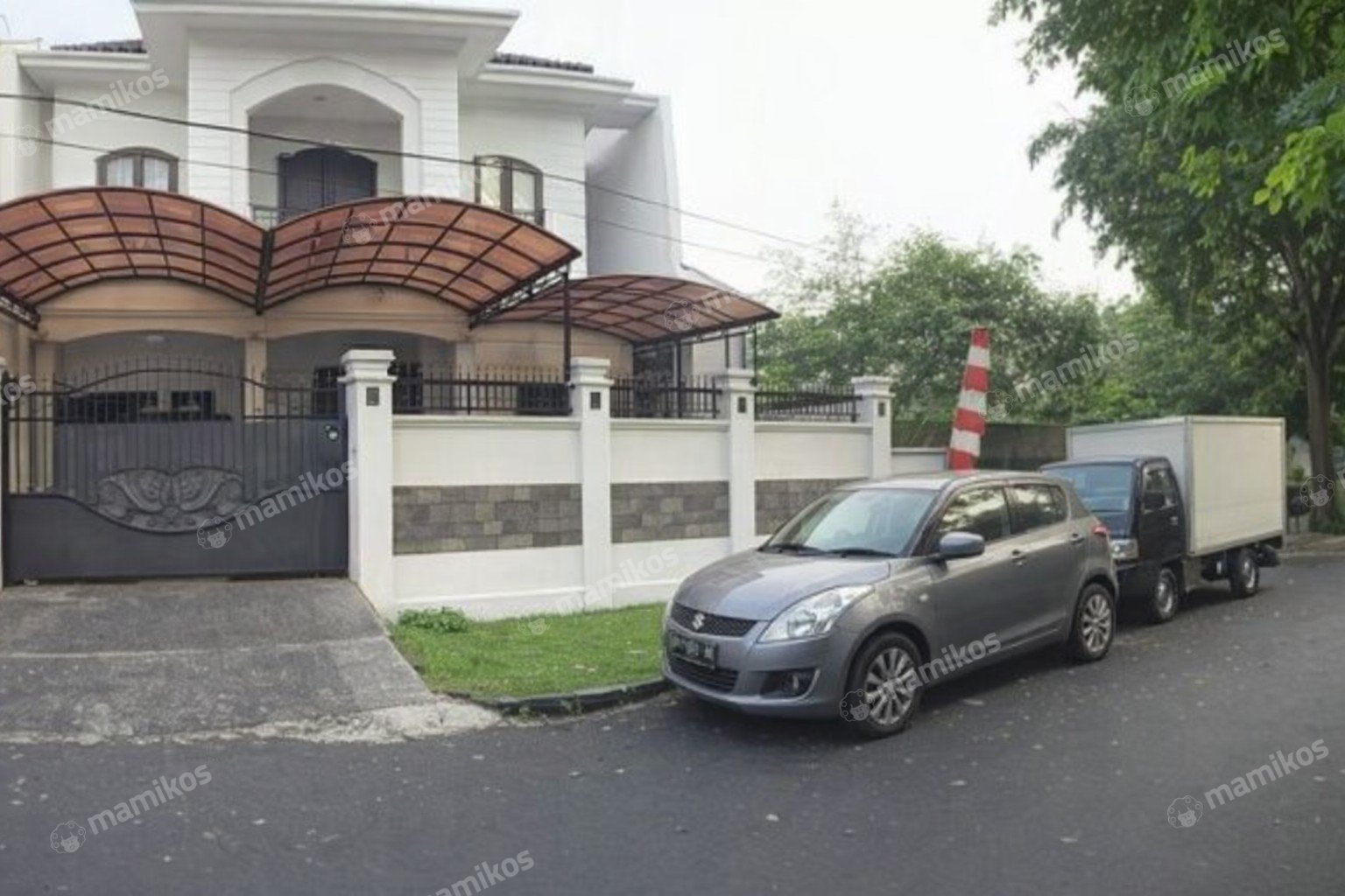 Rumah Sertifikat SHM 5 Kamar Tidur 5 Kamar Mandi Pesanggrahan Jakarta Selatan