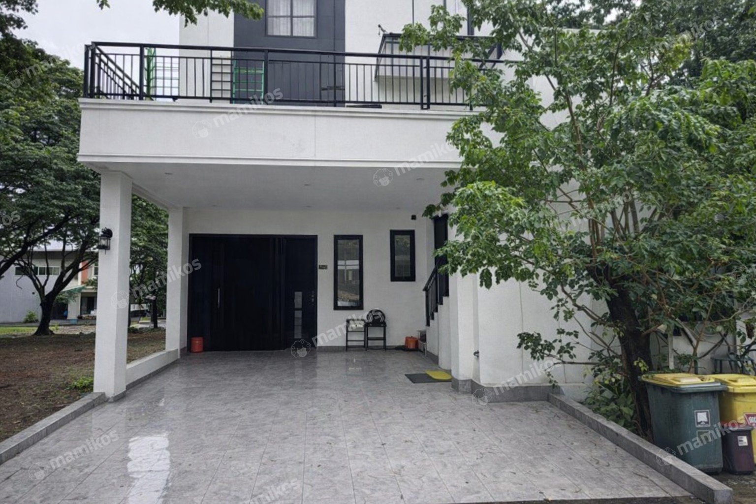 Rumah Sertifikat SHM 3 Kamar Tidur 3 Kamar Mandi Daan Mogot Jakarta Barat