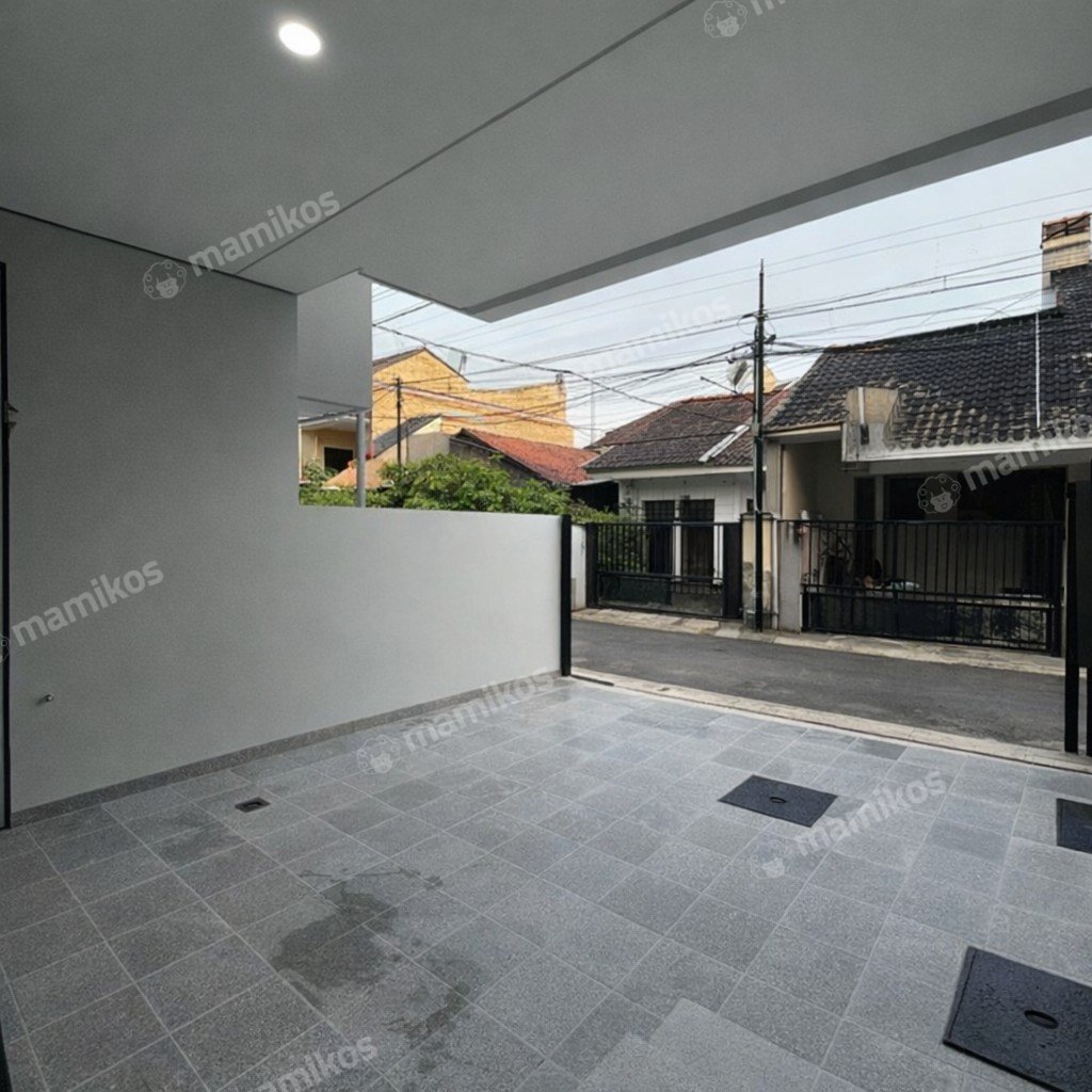 Rumah Sertifikat SHM 3 Kamar Tidur 3 Kamar Mandi Duri Kepa Jakarta Barat - Photo 2