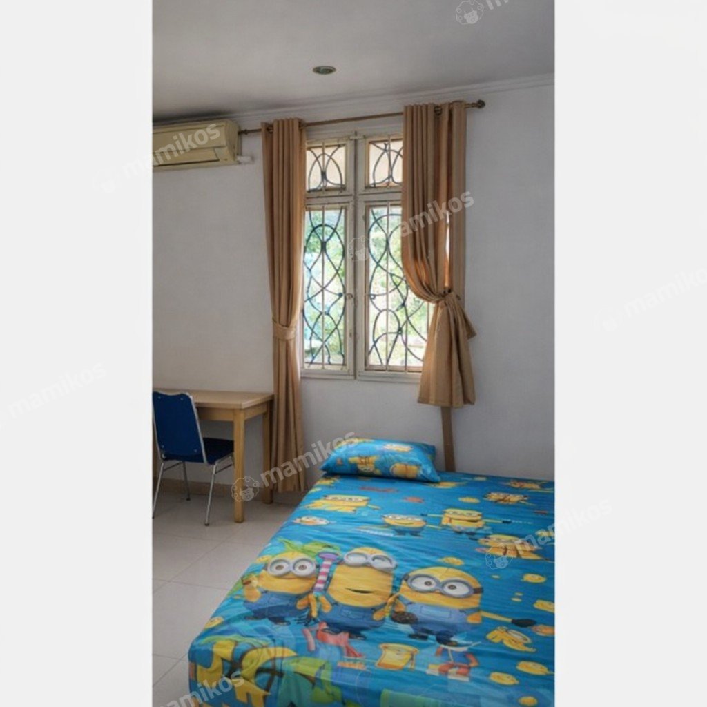 Rumah Sertifikat SHM 4 Kamar Tidur 3 Kamar Mandi Kota Wisata Jakarta Timur - Photo 5