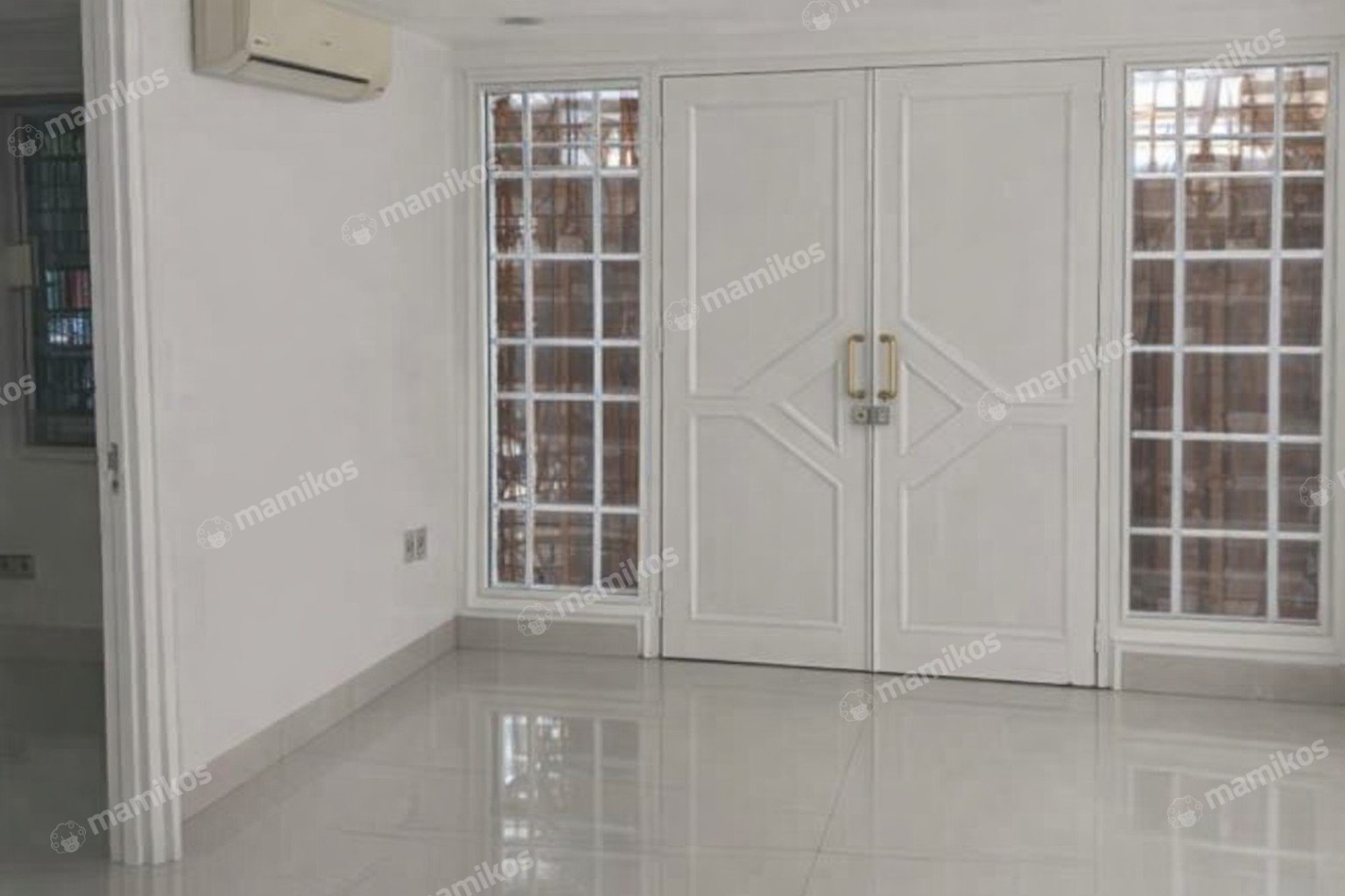 Rumah 4KT 2KM Tanjung Duren Utara Jakarta Barat