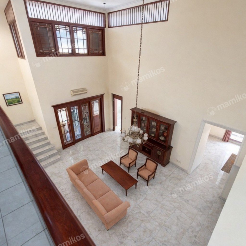 Rumah Sertifikat SHM 7 Kamar Tidur 7 Kamar Mandi Kebayoran Baru Jakarta Selatan - Photo 4