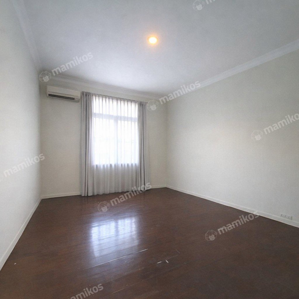 Rumah Sertifikat SHM 8 Kamar Tidur 4 Kamar Mandi Lebak Bulus Jakarta Selatan - Photo 5