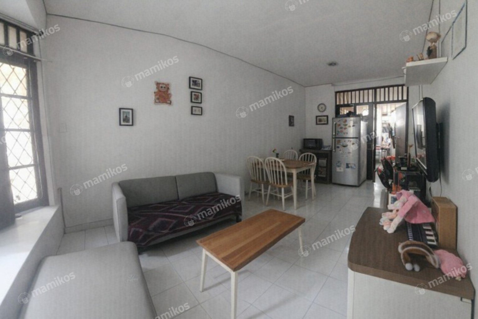 Rumah Sertifikat SHM 2 Kamar Tidur 2 Kamar Mandi Sektor 2 - Bintaro Jakarta Selatan