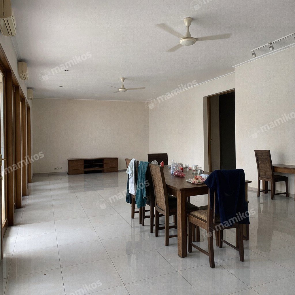 Rumah Sertifikat SHM 4 Kamar Tidur 4 Kamar Mandi Kebayoran Baru Jakarta Selatan - Photo 5