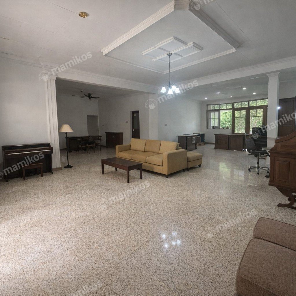 Rumah Sertifikat SHM 7 Kamar Tidur 4 Kamar Mandi Kemang Jakarta Selatan - Photo 3