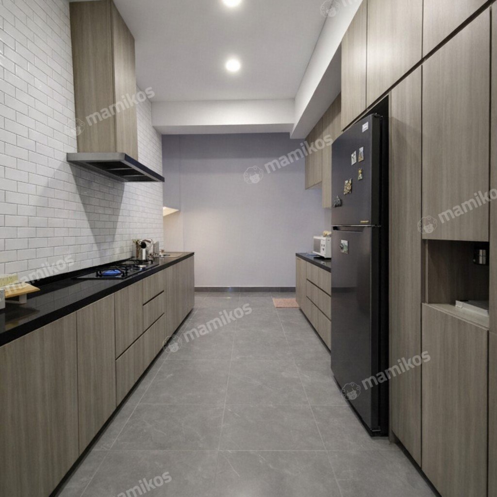 Rumah 5 Kamar Tidur 5 Kamar Mandi 3 Lantai Green Lake City Jakarta Barat - Photo 4