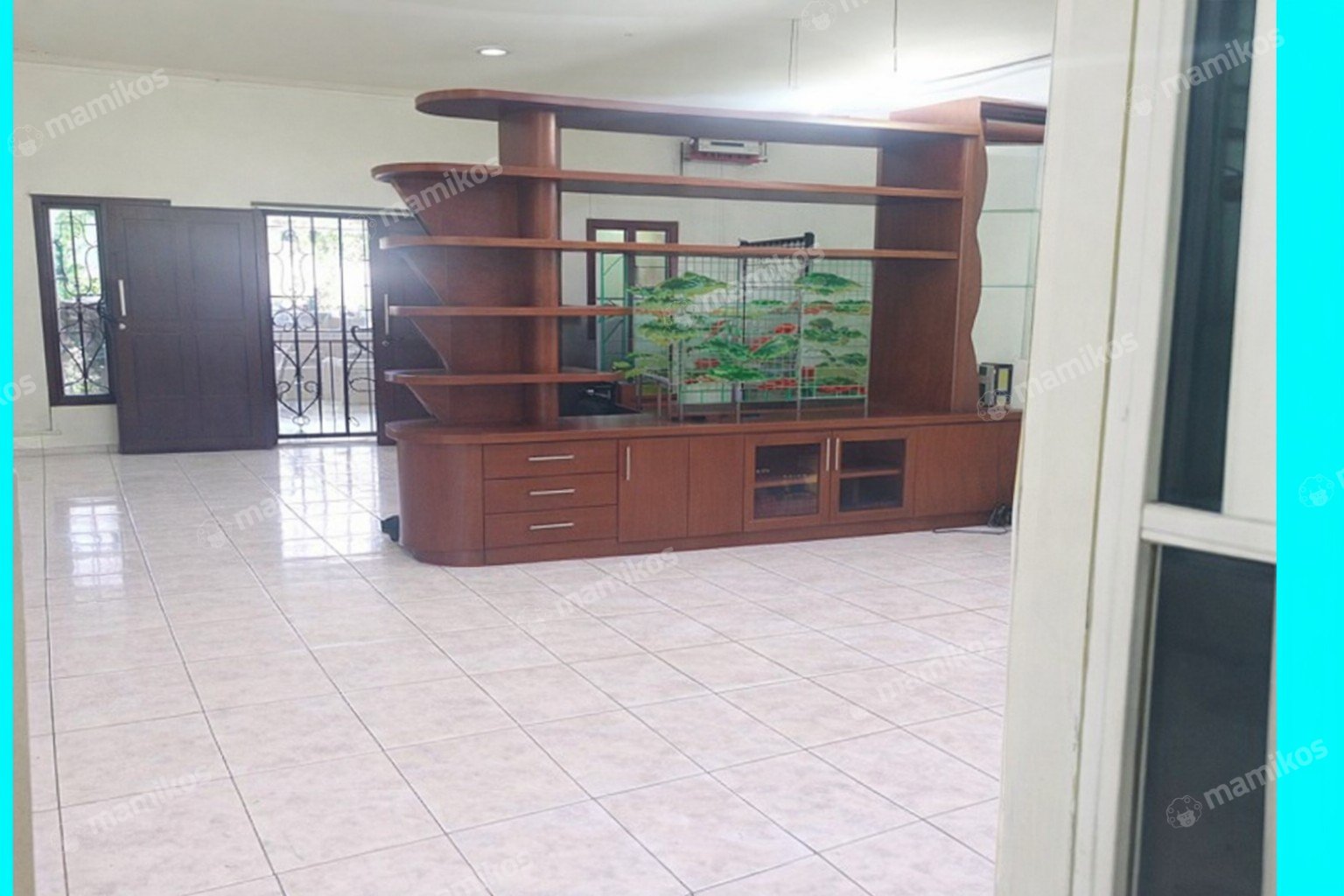 Rumah Sertifikat SHM 4 Kamar Tidur 3 Kamar Mandi Jelambar Jakarta Barat