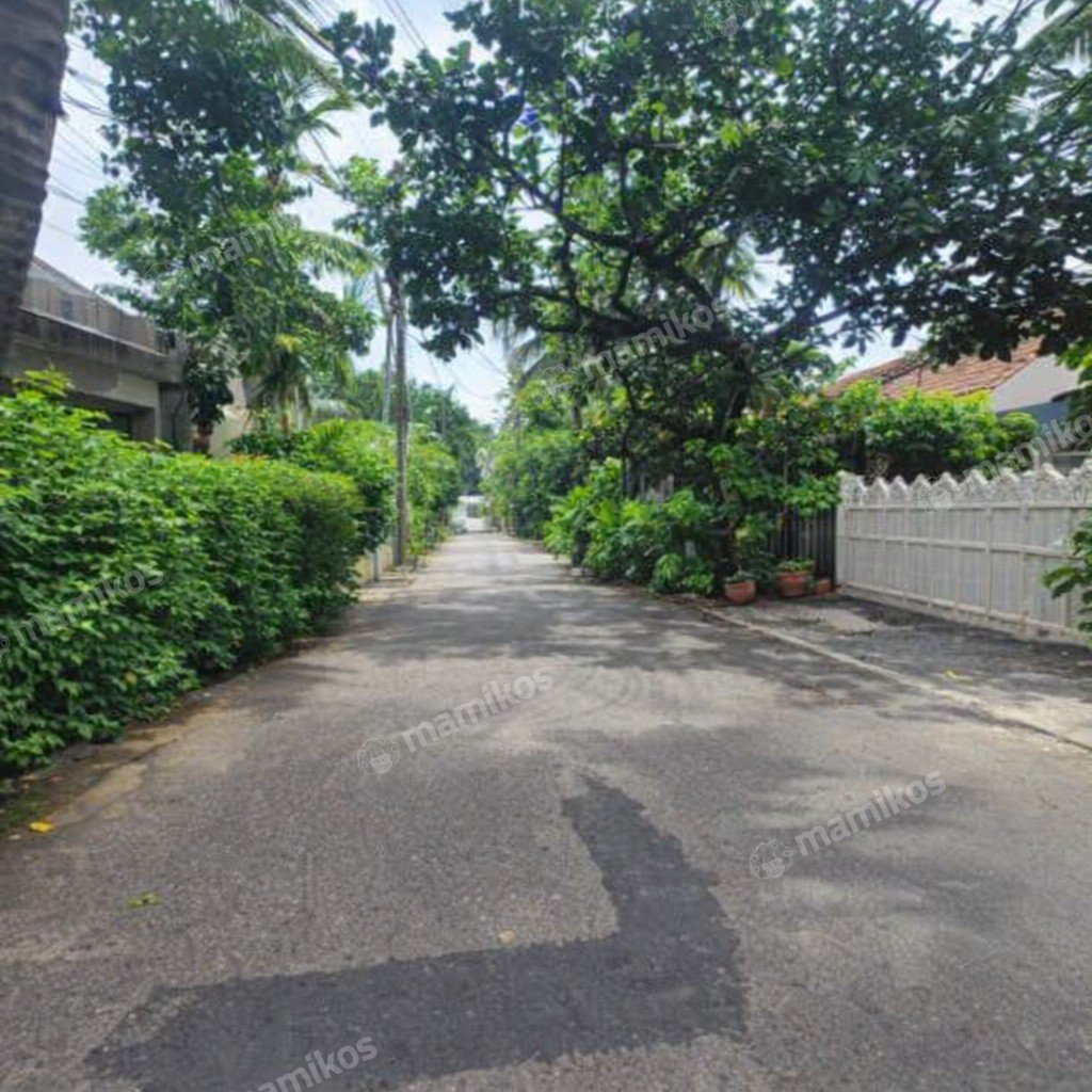 Rumah Sertifikat SHM 4 Kamar Tidur 4 Kamar Mandi Lebak Bulus Jakarta Selatan - Photo 4