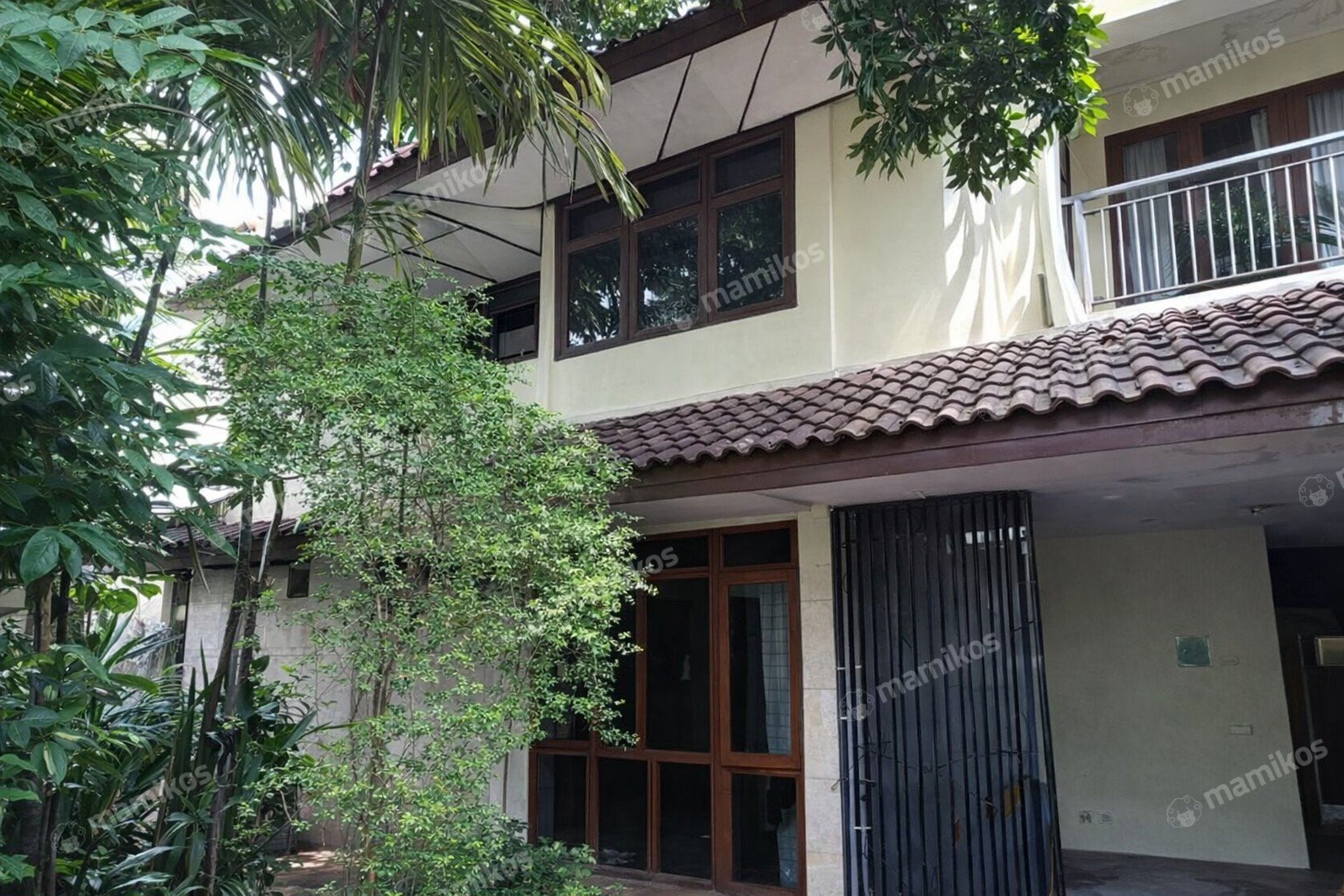 Rumah Sertifikat SHM 6 Kamar Tidur 4 Kamar Mandi Pondok Indah Jakarta Selatan