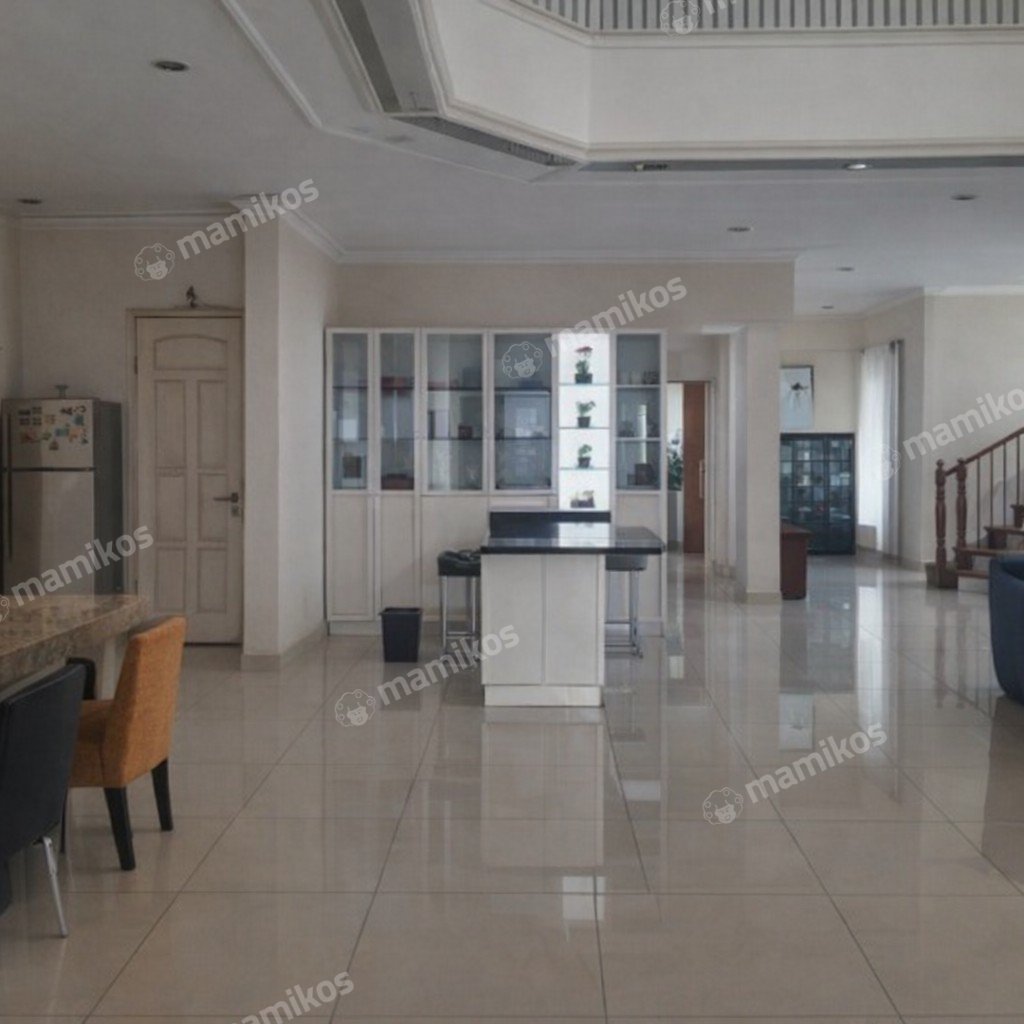 Rumah Sertifikat SHM 5 Kamar Tidur 3 Kamar Mandi Pondok Indah Jakarta Selatan - Photo 2