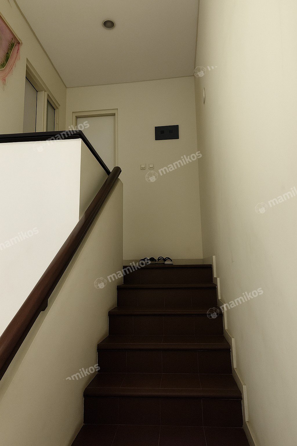 Rumah Sertifikat SHM 3 Kamar Tidur 3 Kamar Mandi Raffles Hills Jakarta Timur - Photo 2