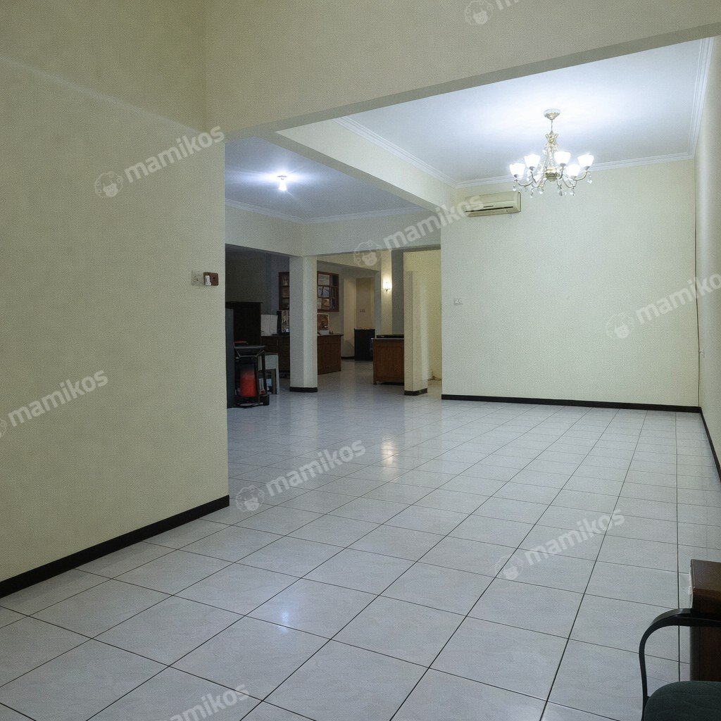 Rumah Sertifikat SHM 5 Kamar Tidur 4 Kamar Mandi Meruya Jakarta Barat - Photo 3