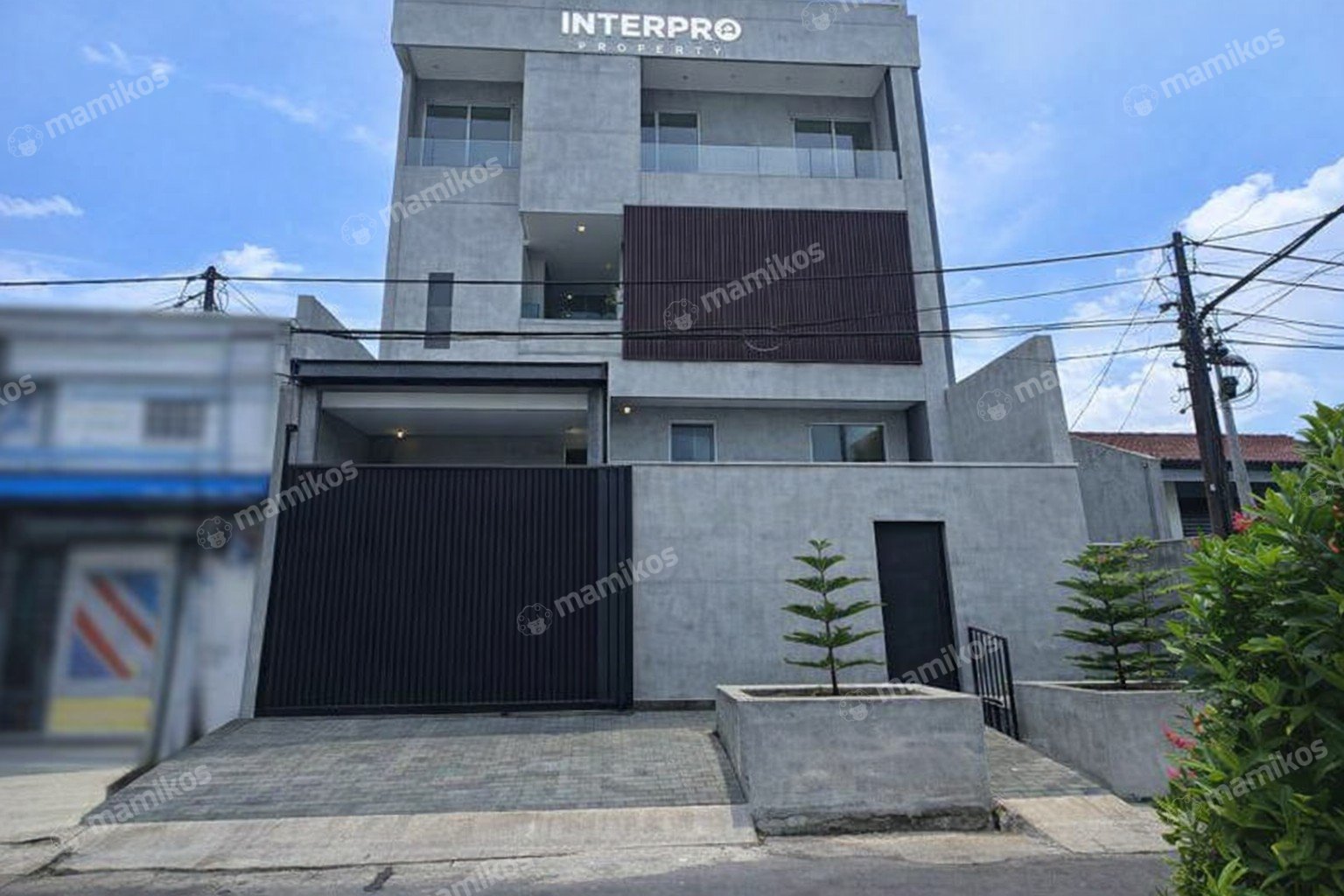 Rumah 3KT 4KM Sunrise Garden Jakarta Barat