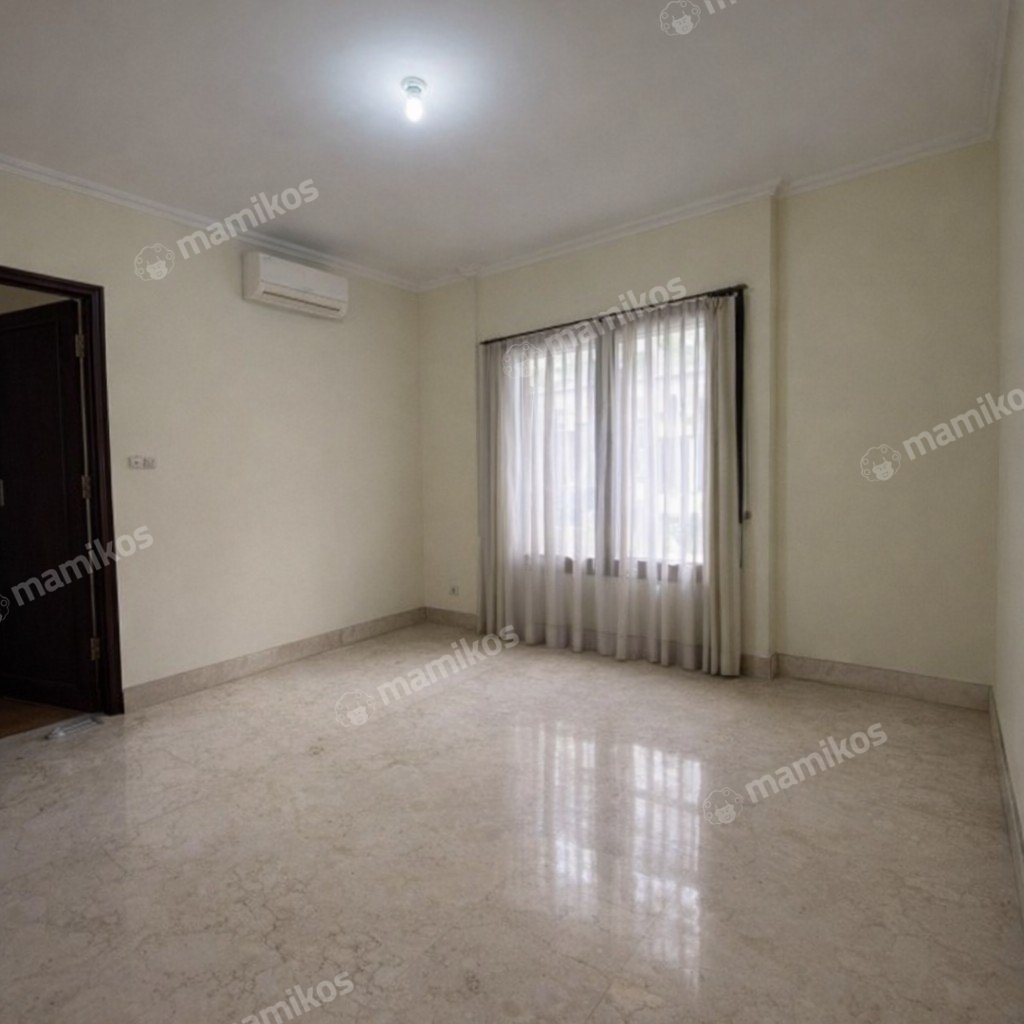 Rumah Sertifikat SHM 7 Kamar Tidur 6 Kamar Mandi Kebayoran Baru Jakarta Selatan - Photo 2
