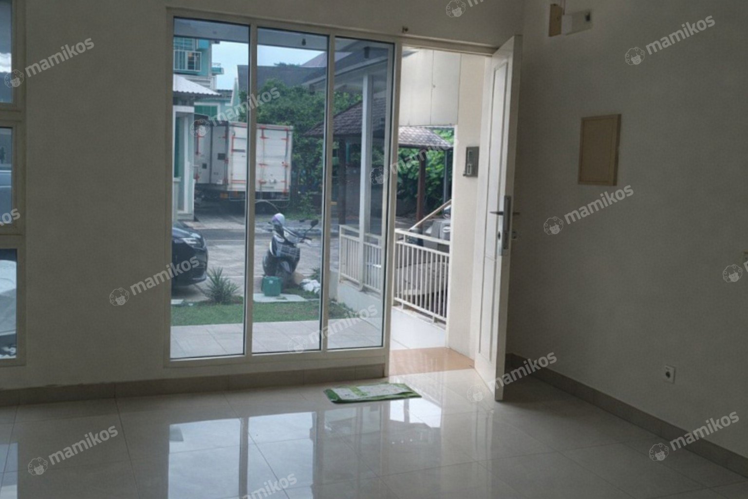 Rumah Sertifikat SHM 3 Kamar Tidur 3 Kamar Mandi Cengkareng Jakarta Barat