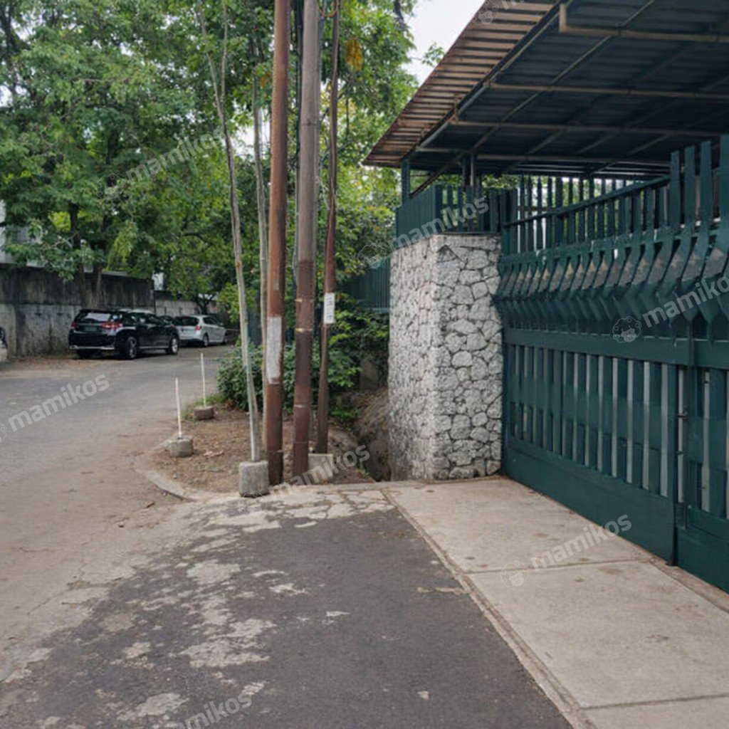 Rumah Sertifikat SHM 4 Kamar Tidur 4 Kamar Mandi Kebayoran Baru Jakarta Selatan - Photo 2