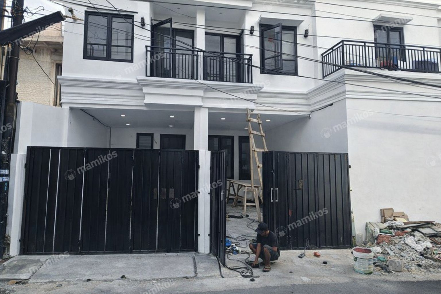 Rumah Sertifikat SHM 3 Kamar Tidur 3 Kamar Mandi Kepa Duri Jakarta Barat