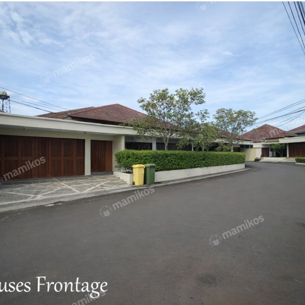 Rumah Sertifikat SHM 6 Kamar Tidur 5 Kamar Mandi Gandaria Jakarta Selatan - Photo 2